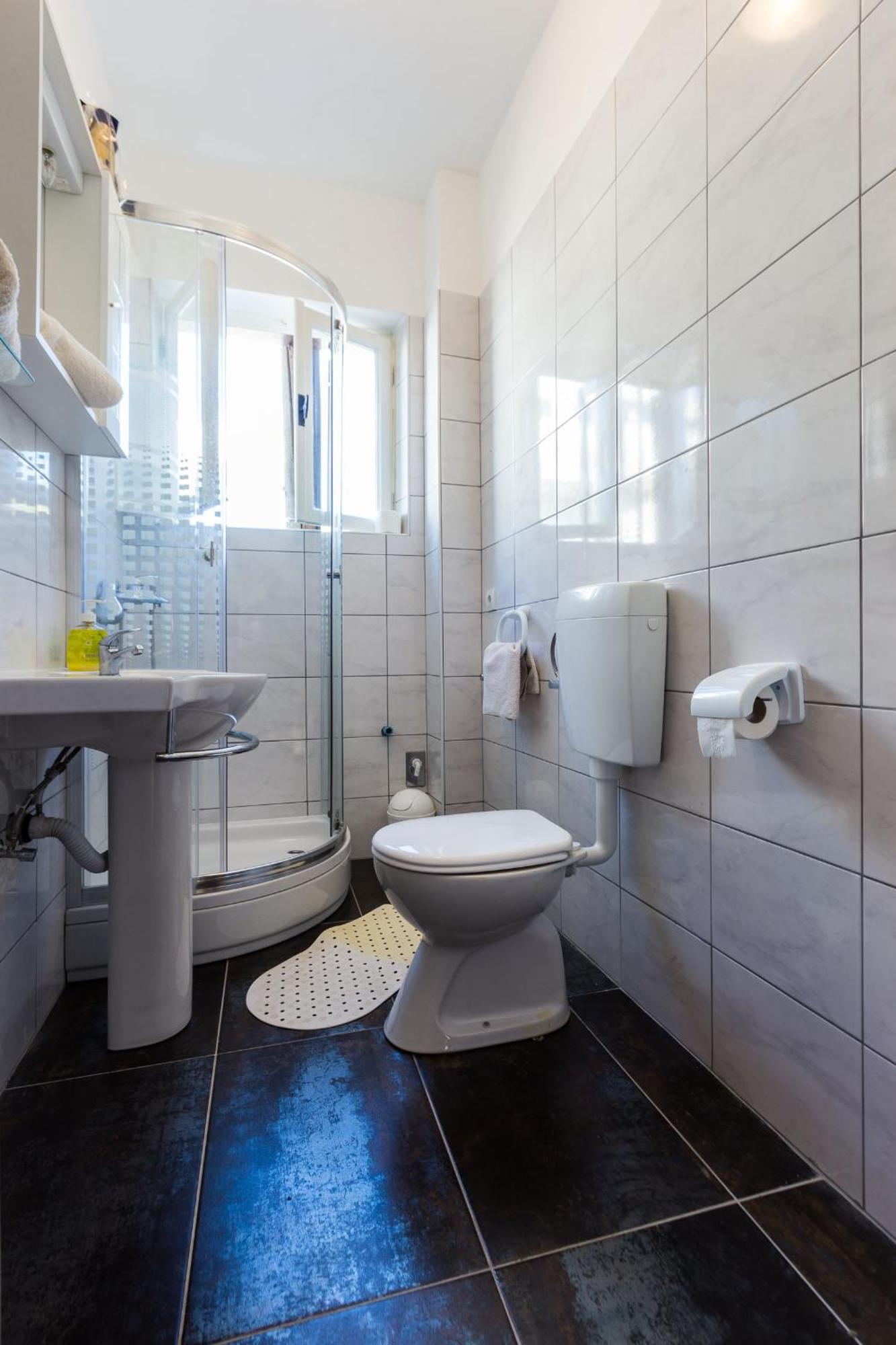 & Hosana Apartment *